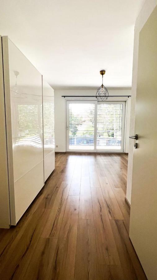 2 Zkb Apartment In Mannheim Kueche - Parken - Grosser Tv 외부 사진