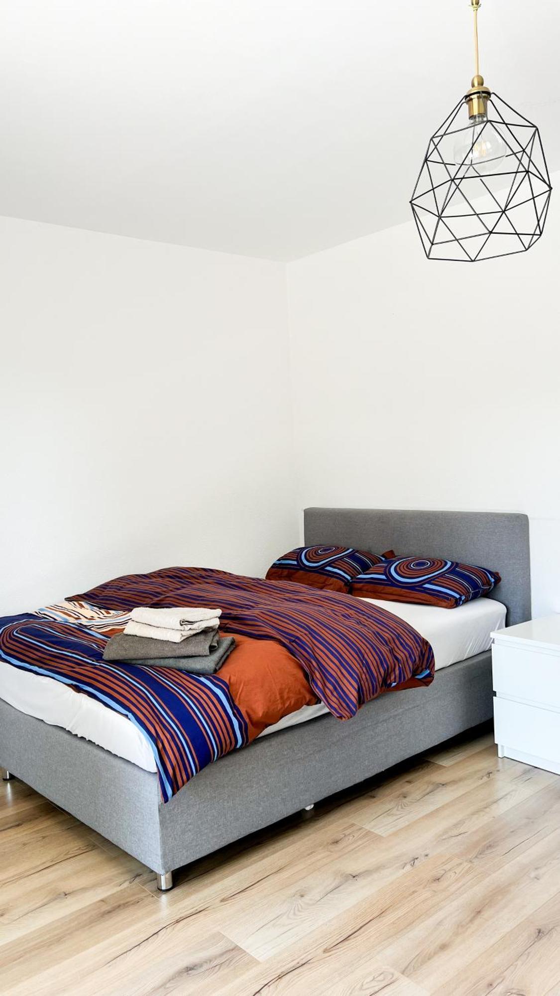 2 Zkb Apartment In Mannheim Kueche - Parken - Grosser Tv 외부 사진