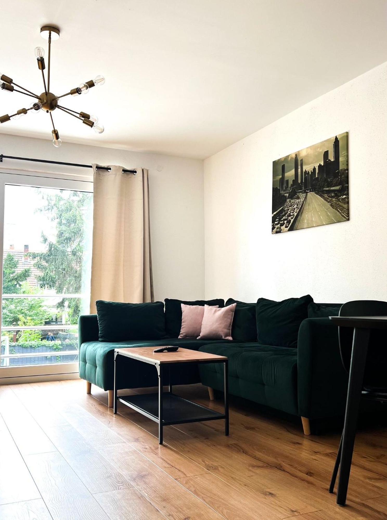 2 Zkb Apartment In Mannheim Kueche - Parken - Grosser Tv 외부 사진
